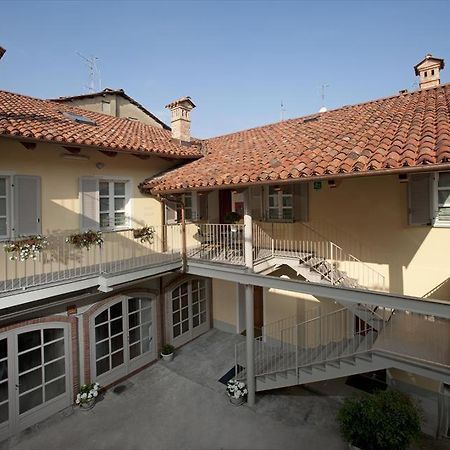 Albergo Badellino Μπρα Εξωτερικό φωτογραφία