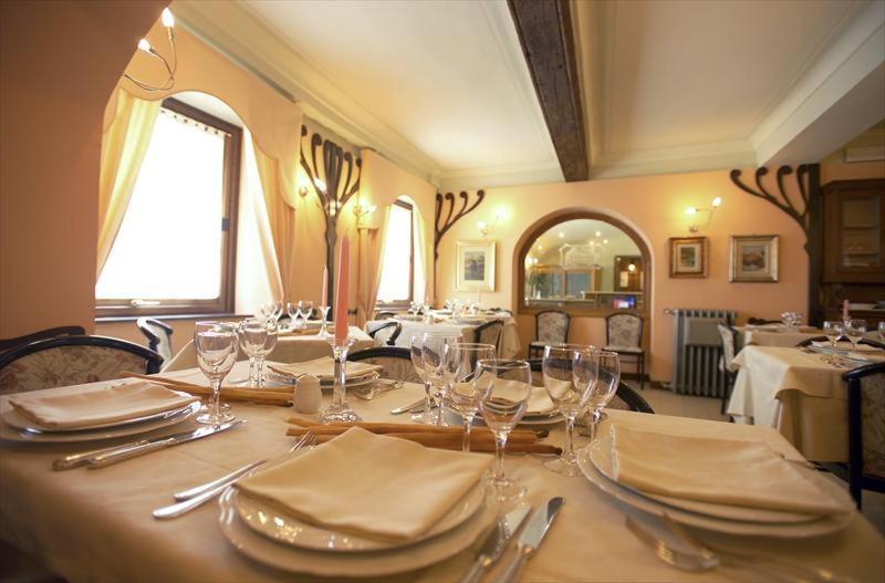 Albergo Badellino Μπρα Εξωτερικό φωτογραφία