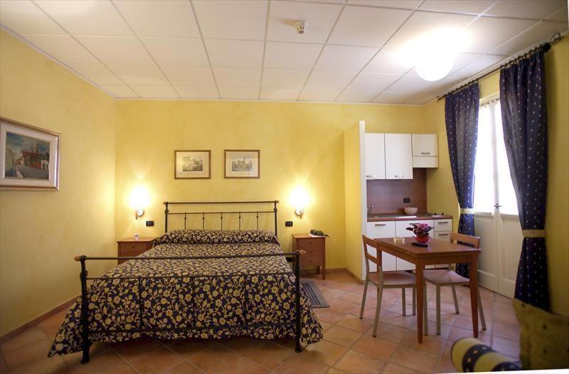 Albergo Badellino Μπρα Εξωτερικό φωτογραφία